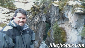 Hike Jasper Nov 2010 Maligne Canyon