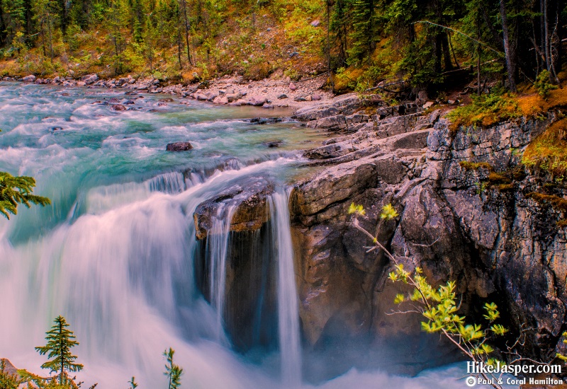 Photo Spots in Jasper National Park - Sunwapta Falls